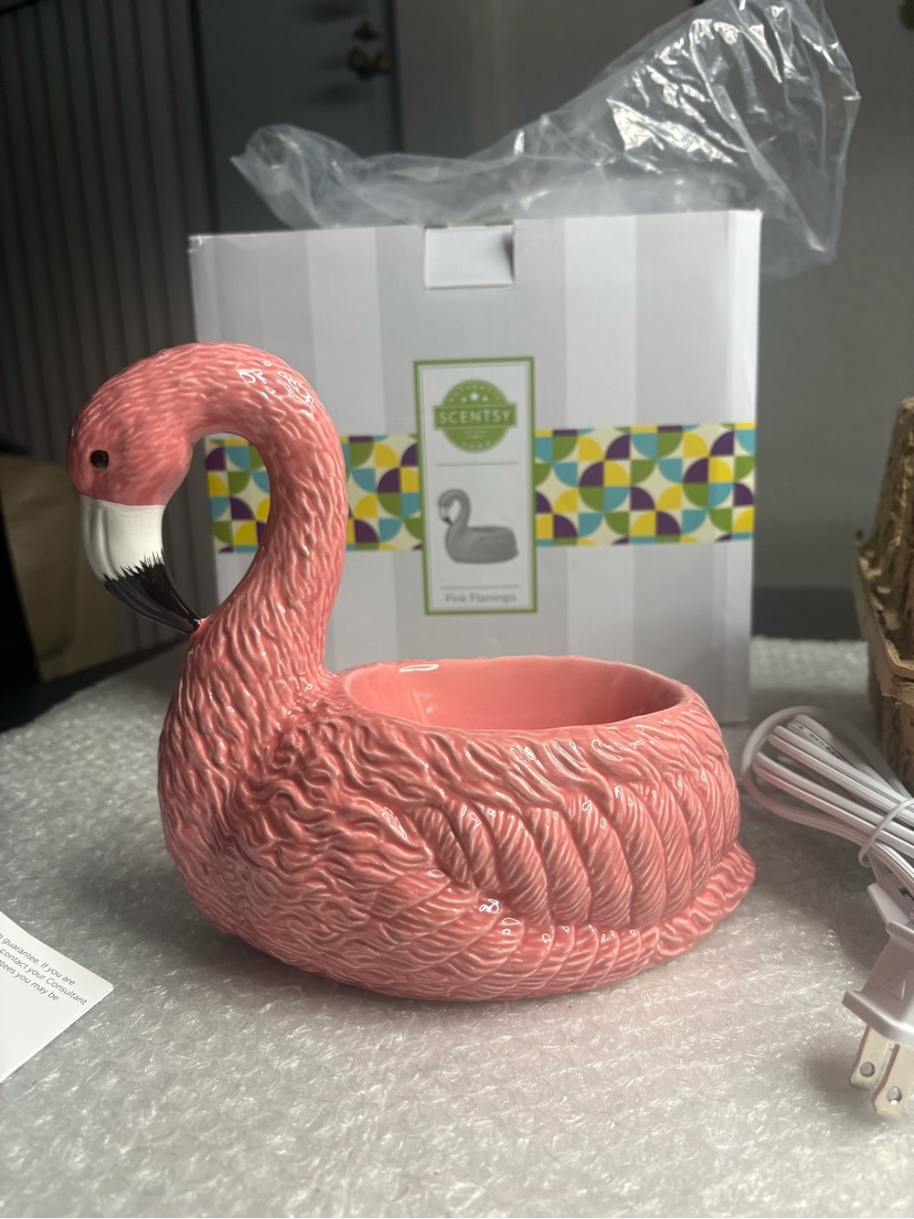 Scentsy Pink Flamingo Wax Warmer